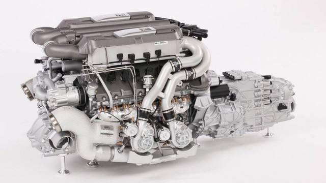 阿拉山口市发动机模型